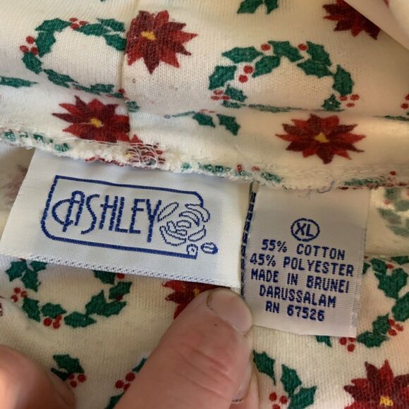 VTG Christmas Sweater Ashley Turtleneck XL Poinsettia White 90s Mom Ivy Wreath - Picture 4 of 4